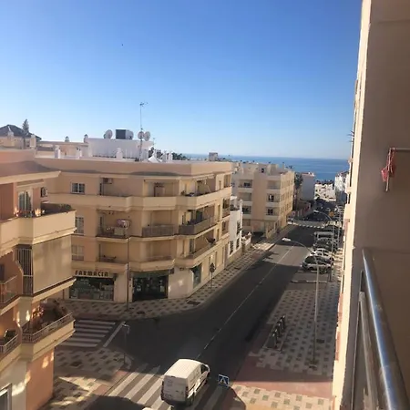 아파트 Pisito Solysal, Centrico Y Cerca De La Playa 네르하